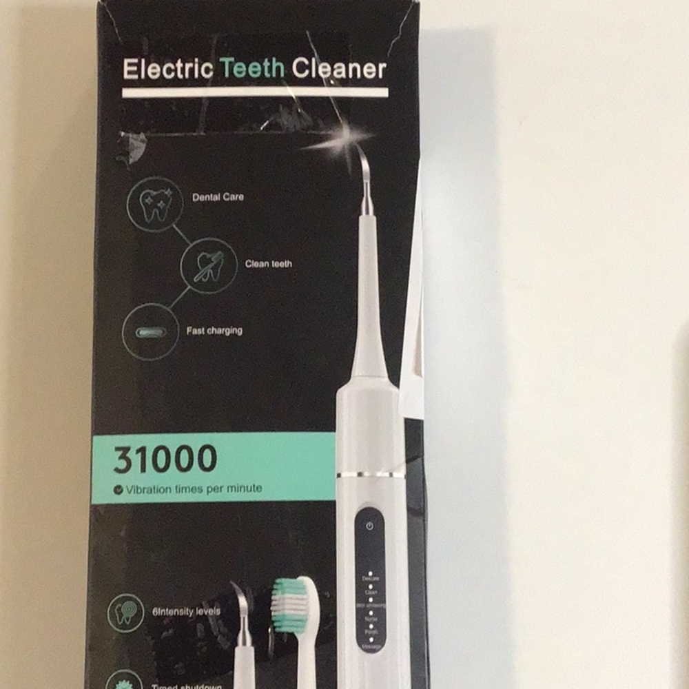 Source Unknown White Cell Phone Accessory